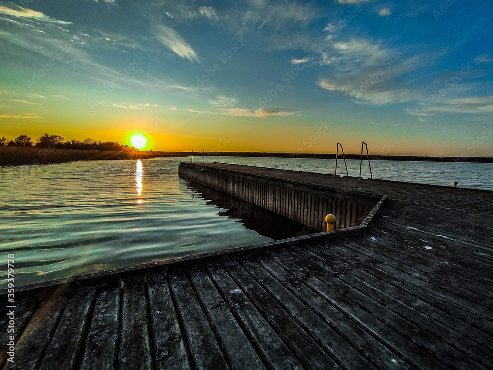 Fototapeta premium pier at sunset