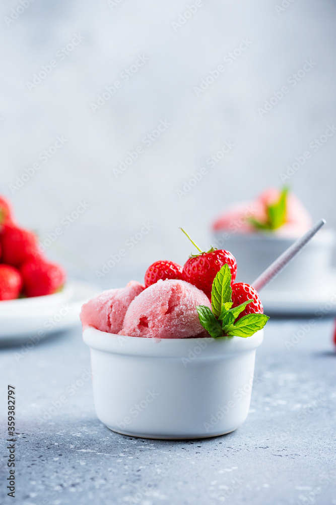 Summer sorbet with fresh strawberry Summer sorbet with fresh strawberry