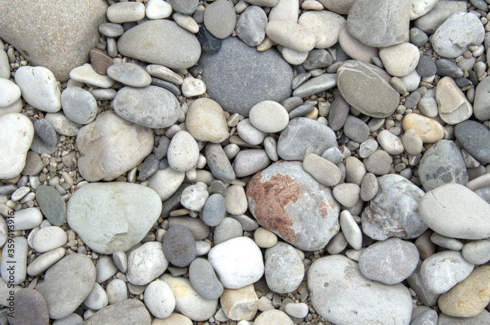 Varietà di sassi fotografati vicino ad un fiume. Varietà di sassi fotografati vicino ad un fiume.