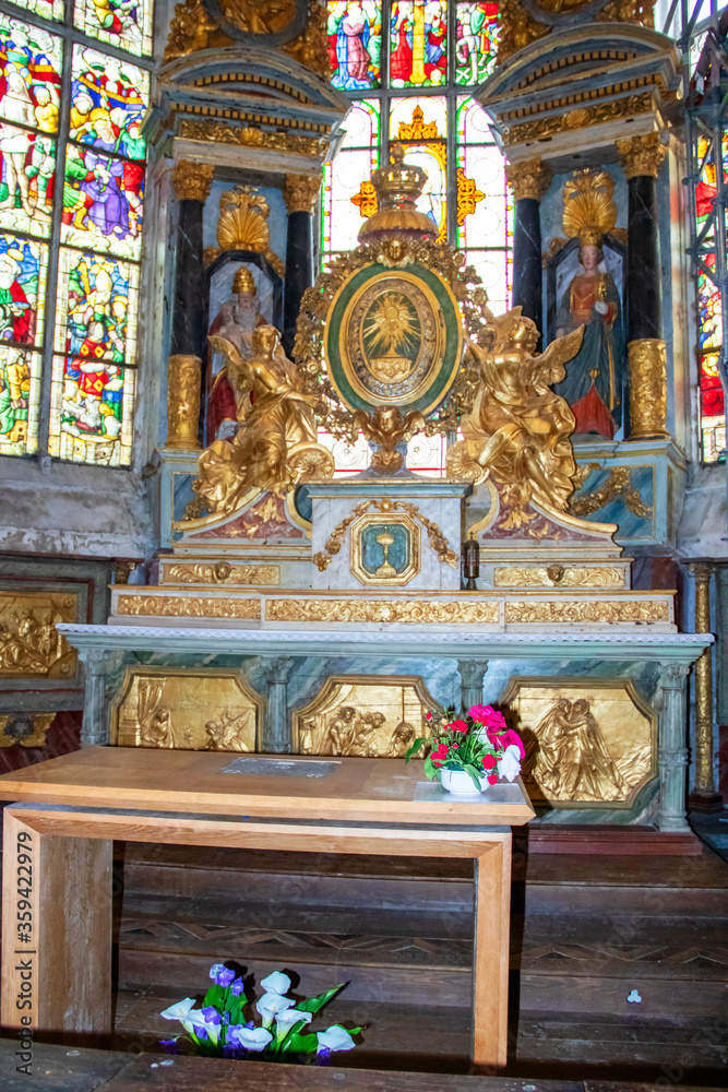La Martyre. Maître-autel  de l'église Saint Salomon  Finistère. Bretagne