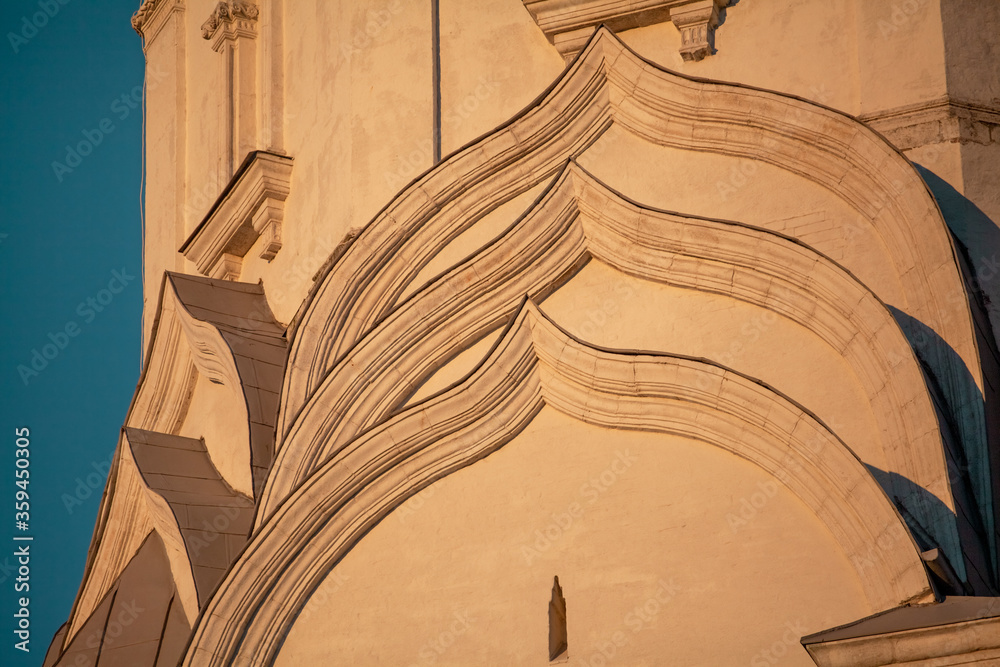 Φωτογραφία Close up of an architectural detail of the white Ascension church in the Kolomen