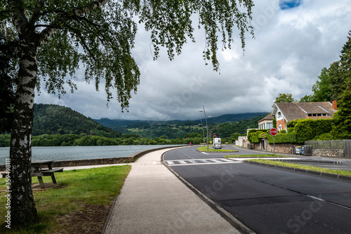 promenade le long du lac Chambon