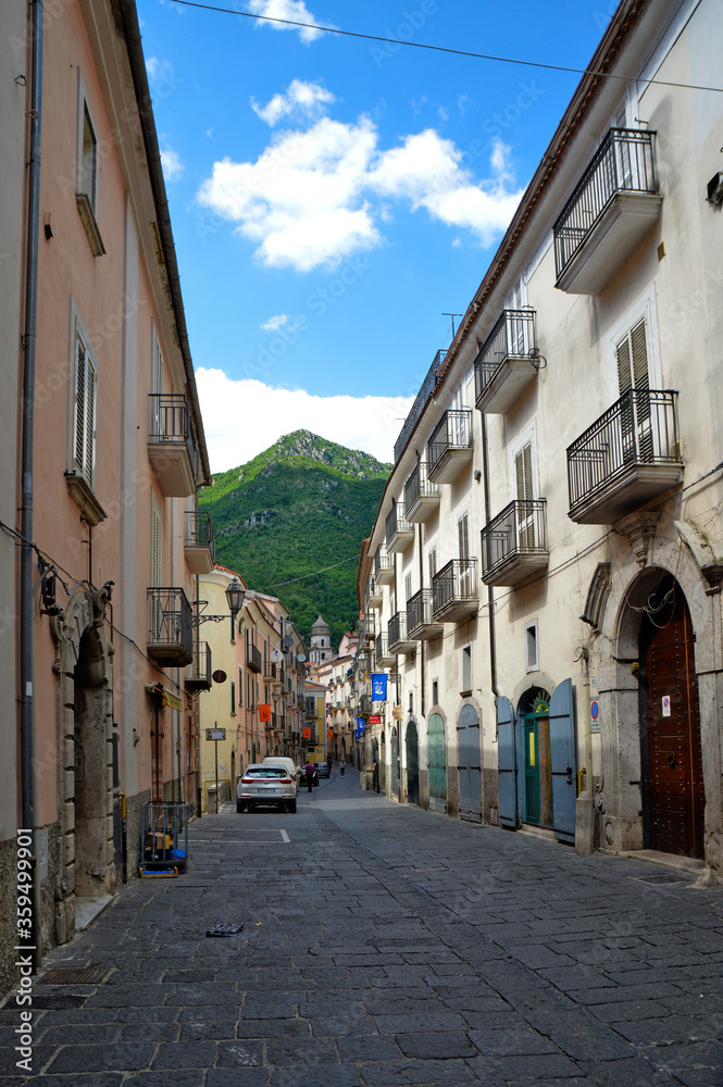 Obraz premium A street between the old houses of the town of Campagna in the province of Salerno, Italy.