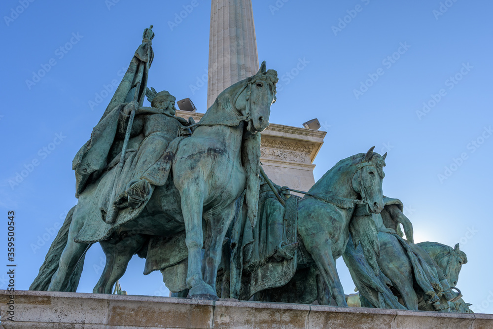 Obraz premium Heroes Square with Millenium Memorial and the horseman Memorial is one of the major squares in Budapest.