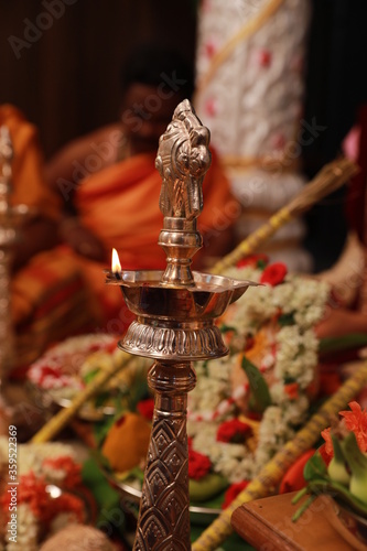 Traditional wedding lamp