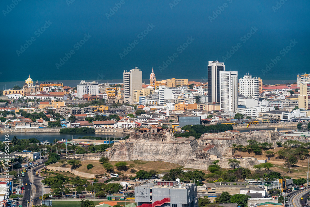 Obraz premium Cartagena das Indias, Bolivar, Colombia on February 17, 2018. View of the city from the Convent of Santa Cruz de la Popa.