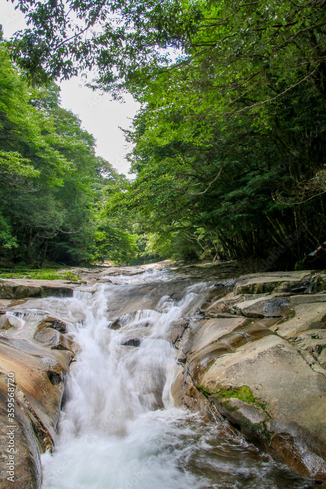 Obraz premium 滑床渓谷