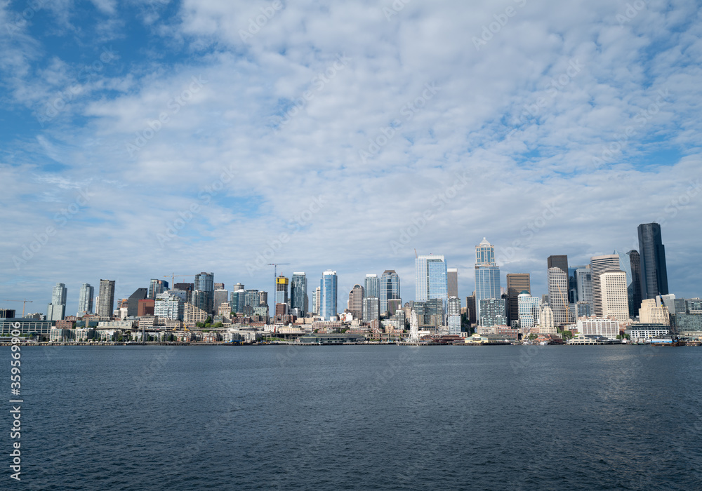 Panoramic image of the downtown skyline of Seattle, Washington