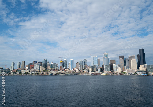 Panoramic image of the downtown skyline of Seattle, Washington © Steve Azer