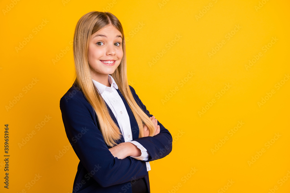 Profile side portrait of her she nice attractive pretty funny girlish cheerful long-haired girl folded arms academic progress science isolated bright vivid shine vibrant yellow color background Profile side portrait of her she nice attractive pretty funny girlish cheerful long-haired girl folded arms academic progress science isolated bright vivid shine vibrant yellow color background