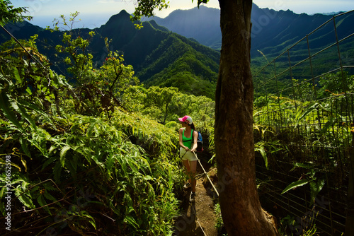 action hiking and climbing in hawaii