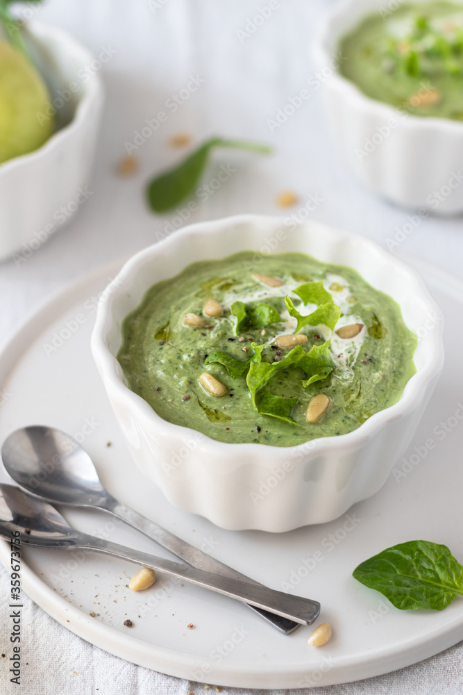 Green avocado soup with apple Green avocado soup with apple