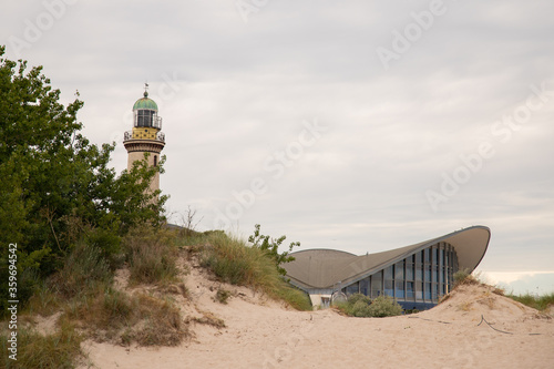 Warnemünder Hafen mit Schiffen und Möven photo