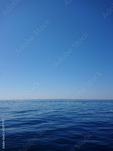 Mediterranean sea clear horizon view © Sara