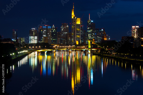 Night in Frankfurt © Jose