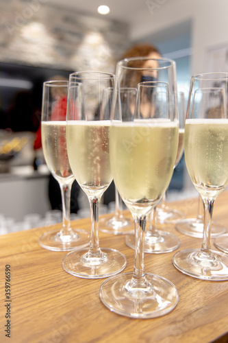 Sektempfang, Sekt einschenken | Champagner