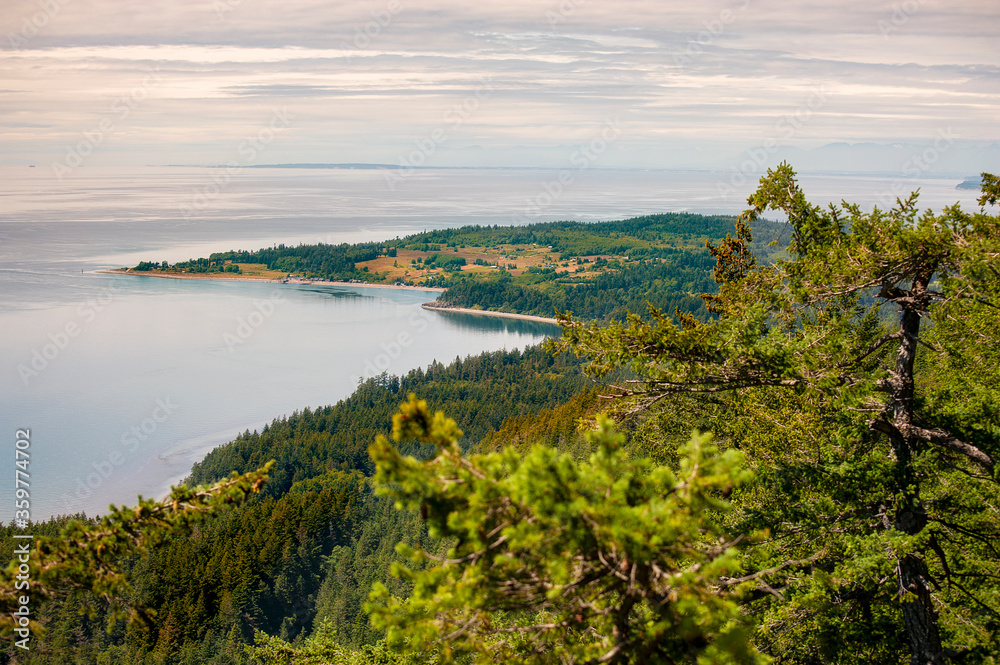 Coastal Area of Lummi Island. Located in the Salish Sea area of western Washington state and just minutes from the city of Bellingham. This is home to the world renowned Willows Inn and restaurant. Coastal Area of Lummi Island. Located in the Salish Sea area of western Washington state and just minutes from the city of Bellingham. This is home to the world renowned Willows Inn and restaurant.