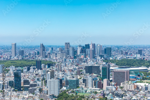 (東京都-都市風景)青空と新宿方面風景２ © moarave