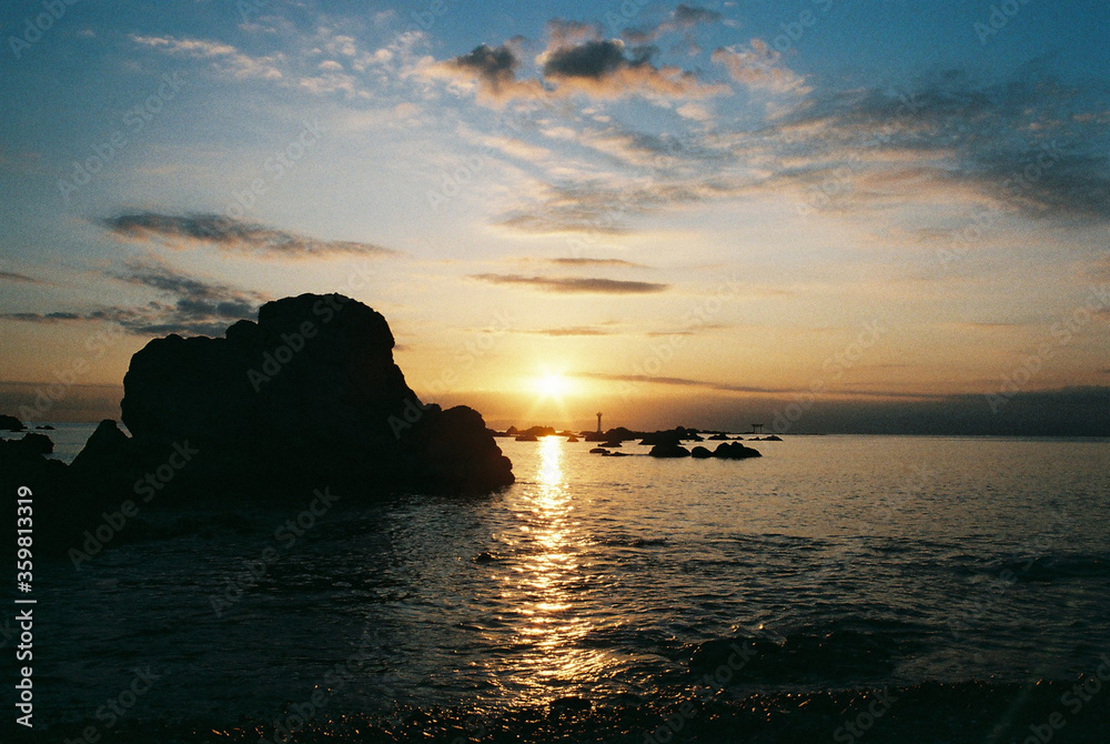 海岸の夕日（フィルム写真）