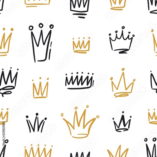 Hand drawn black and golden crowns seamless pattern. Doodle symbols of monarchy with colorful contour lines vector illustration. Drawing prince, princess, queen or king sign with design elements