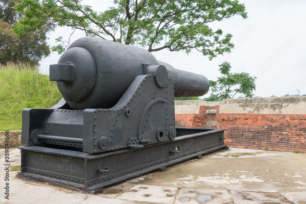 Armstrong Gun at Eternal Golden Castle (Erkunshen Battery) in Tainan, Taiwan. was completed in 1876 to protect against the Japanese.