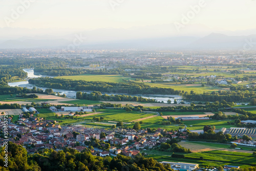 Fototapeta Naklejka Na Ścianę i Meble -  Beautiful landscape in Piedmont, hilly region in northwestern Italy.