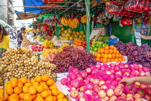 セブ　フィリピン　市場　フルーツ