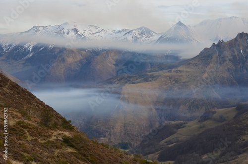Panorama vers Argelès Gazost depuis le Val d'Azun, col du Soulor, Hautes Pyrénées, France