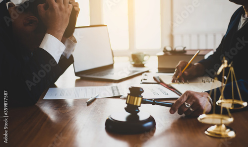 Businessmen feel stressed after losing the verdict. Businessmen feel stressed and desperate after being sentenced to bankruptcy.