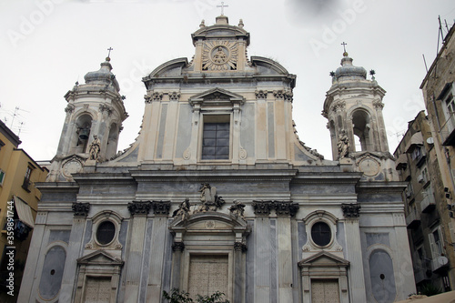 Cathedral in Naples © Diego