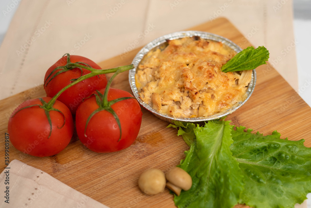 Julienne with chicken and mushrooms. Cooking Mushroom Chicken Julienne. Julienne with chicken and mushrooms. Cooking Mushroom Chicken Julienne.