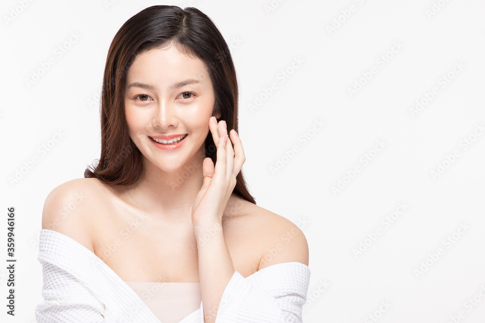 Beauty asian women touching soft chinskin close up face beauty. Beauty asian women touching soft chinskin close up face beauty.