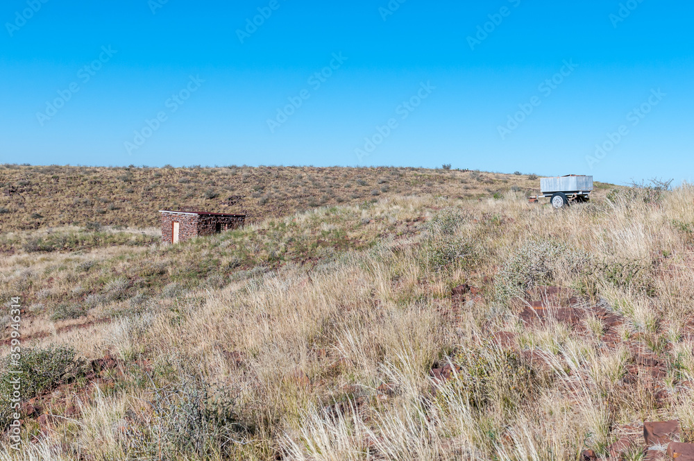 Building and water trailer on Brukkaros mountain