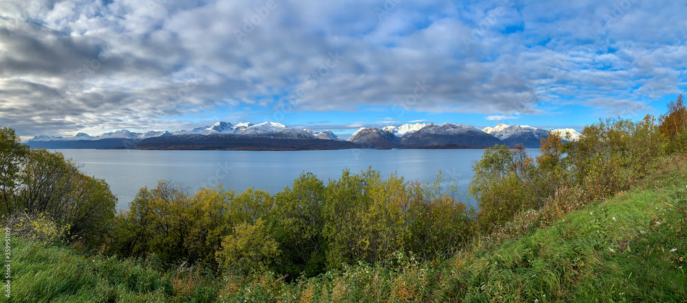 Fototapeta premium Am Lyngen Fjord, Nord Norwegen