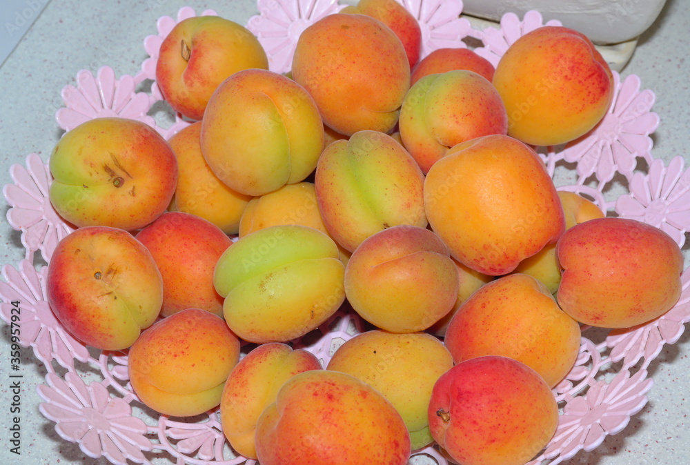 basket of peaches