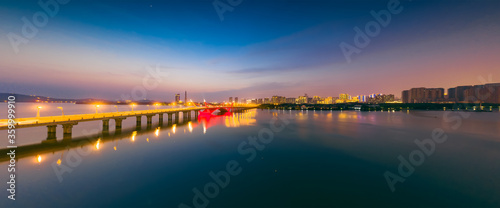 Night view of Li Lake bridge, Wuxi City, Jiangsu Province, China © Weiming