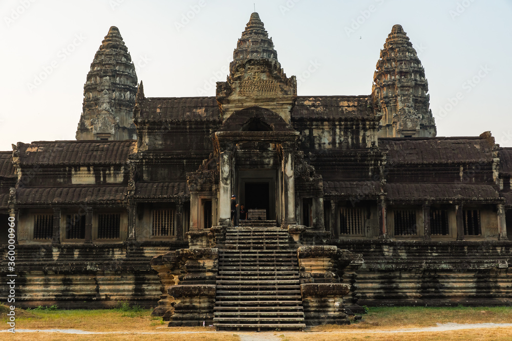 Naklejka premium Angkor Wat Sunrise in Cambodia Siem Reap 