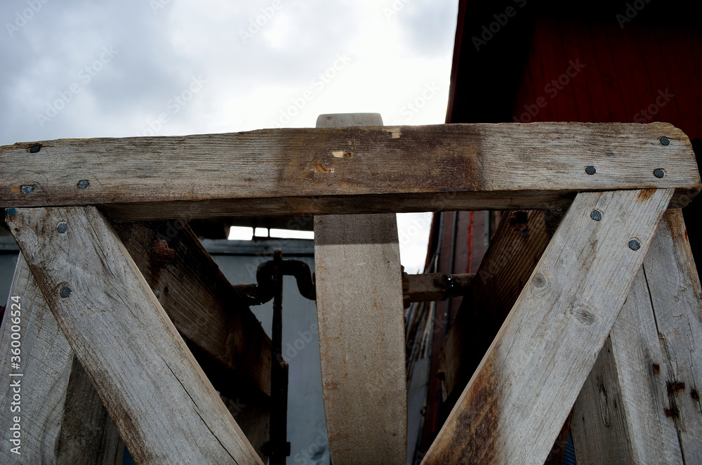 old cobble wheel