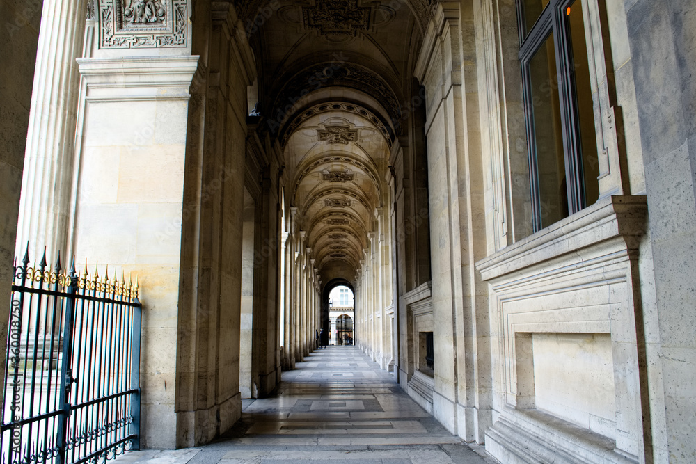 the archway in Paris, with marble floors