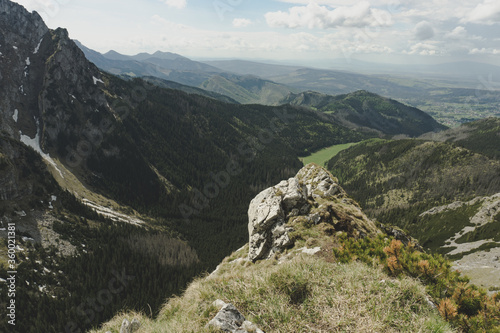 Fototapeta Naklejka Na Ścianę i Meble -  mountain landscape with rocks and clouds