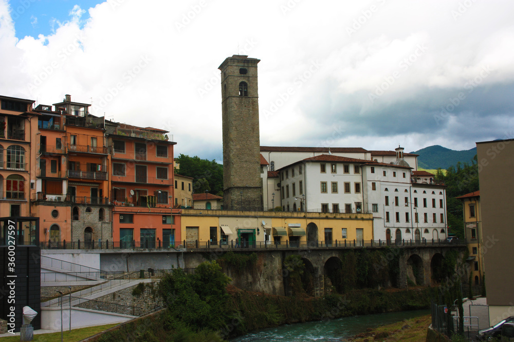 castelnuovo di garfagnana village on river with panoramic city view