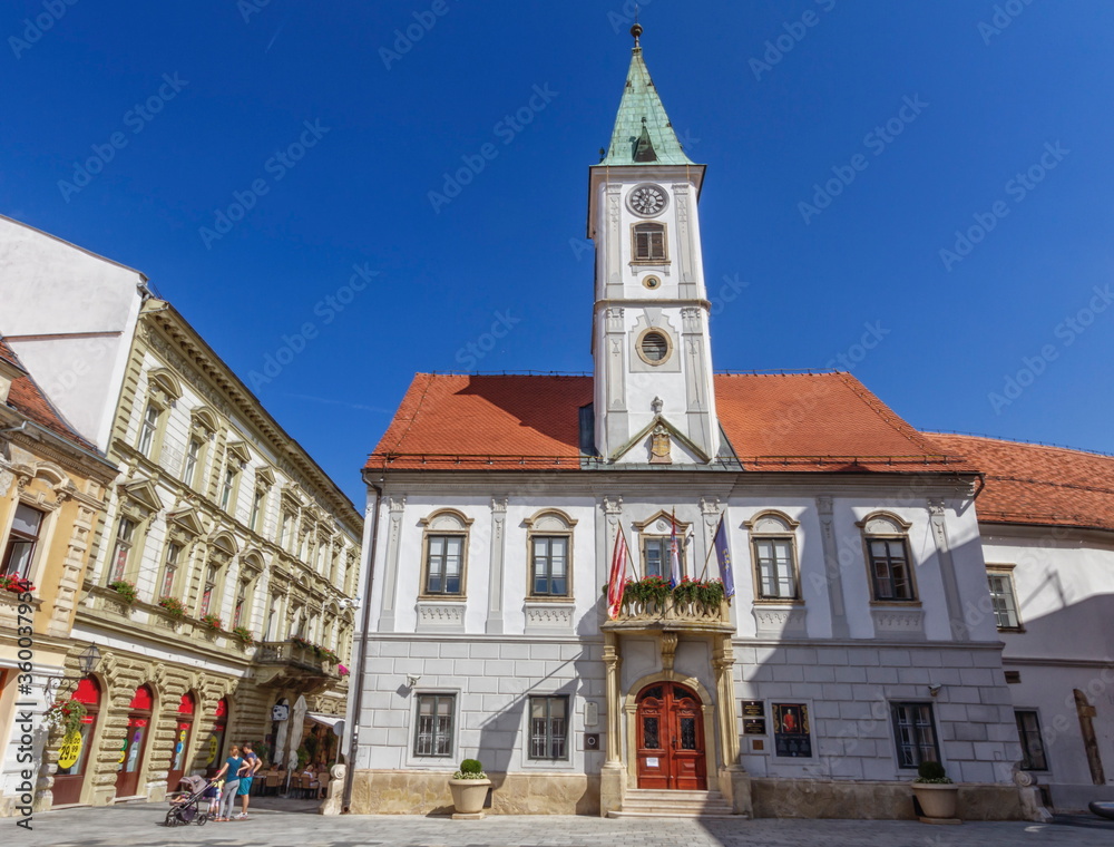 Obraz premium Famous city hall at King Tomislav Square in Varazdin by beautiful day, Croatia