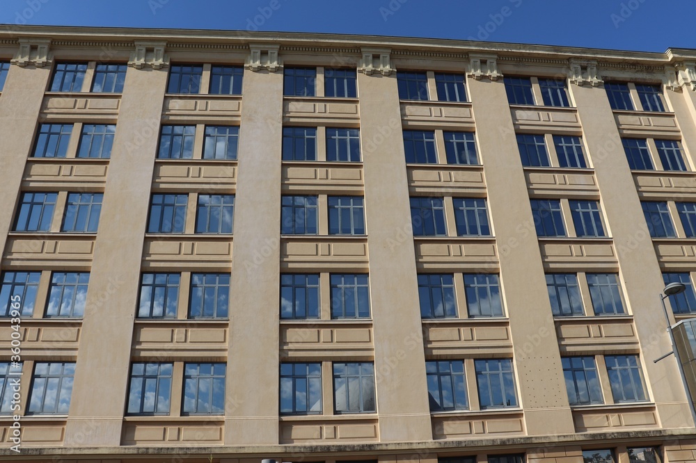 Anciens locaux de l'entreprise MANUFRANCE à Saint Etienne vue de l'extérieur, ville de Saint Etienne, département de la Loire