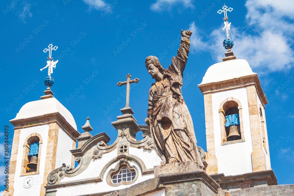 Obraz premium Monuments and baroque architecture from Bom Jesus de Matosinhos Church, in the city of Congonhas, state of Minas Gerais, Brazil. Historical and religious touristic destination.