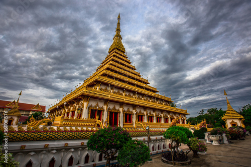 Background of the major tourist attractions in Khon Kaen (Phra Mahathat Kaen Nakhon) is a large pagoda with 9 floors, Thai tourists and foreigners come to see the beauty and travel in Thailand always. © bangprik