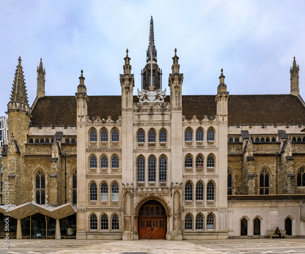Gothic facade of Guildhall municipal building completed in 1440 with the grand entrance Guildhall Yard, London, England