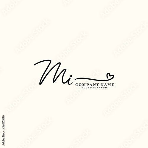 MI initials signature logo. Handwriting logo vector templates. Hand drawn Calligraphy lettering Vector illustration.