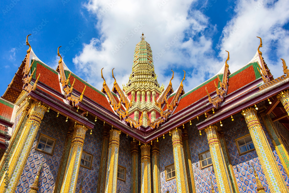 Wat Phra Kaew and Grand Palace in sunny day. Wat Phra Kaew and Grand Palace in sunny day.