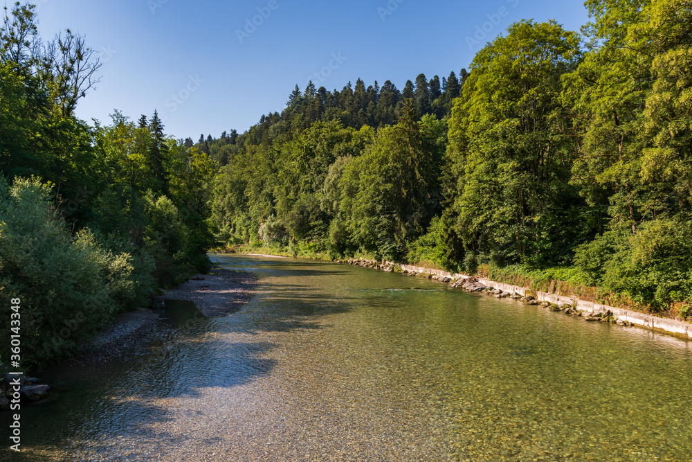 Fluss in der Schweiz - Die Emme Fluss in der Schweiz - Die Emme