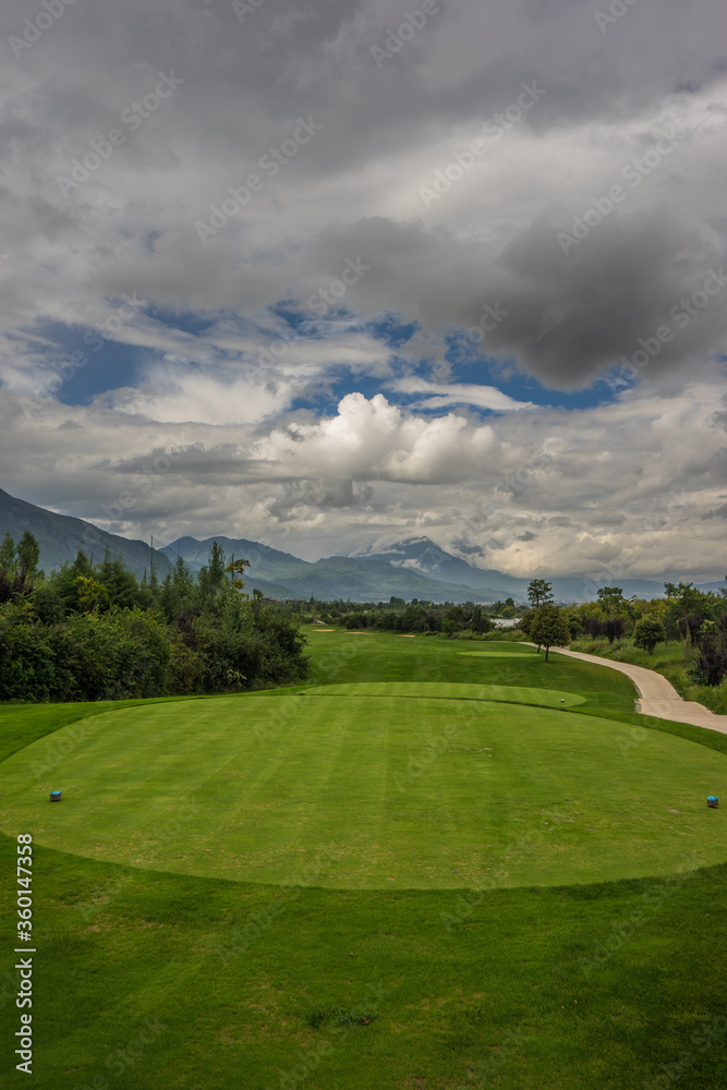 Lijiang Ancient town golf course 